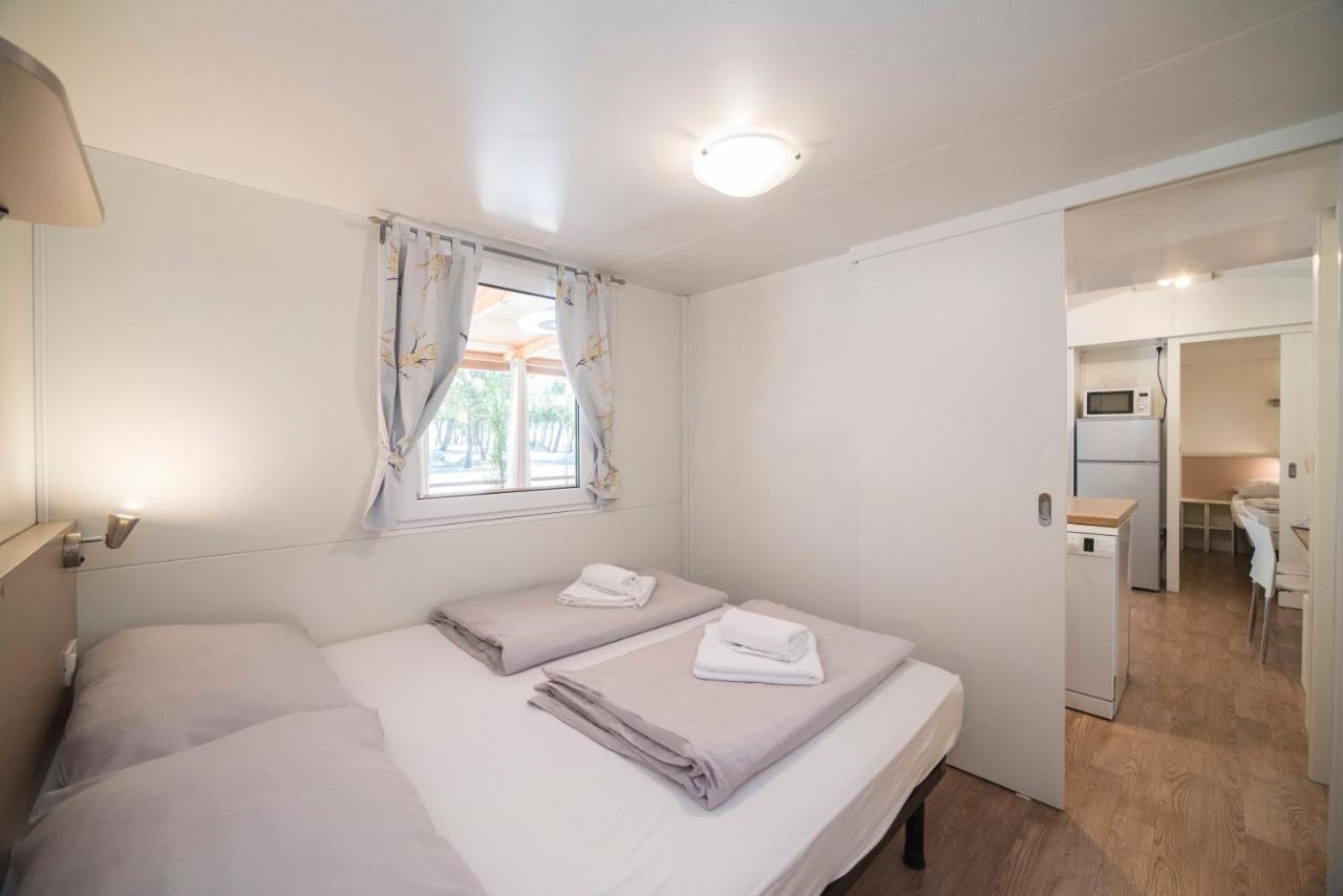 Mobile Home Cube, 3 Bedrooms, Free Parking, Wifi Weißenburg Exterior foto